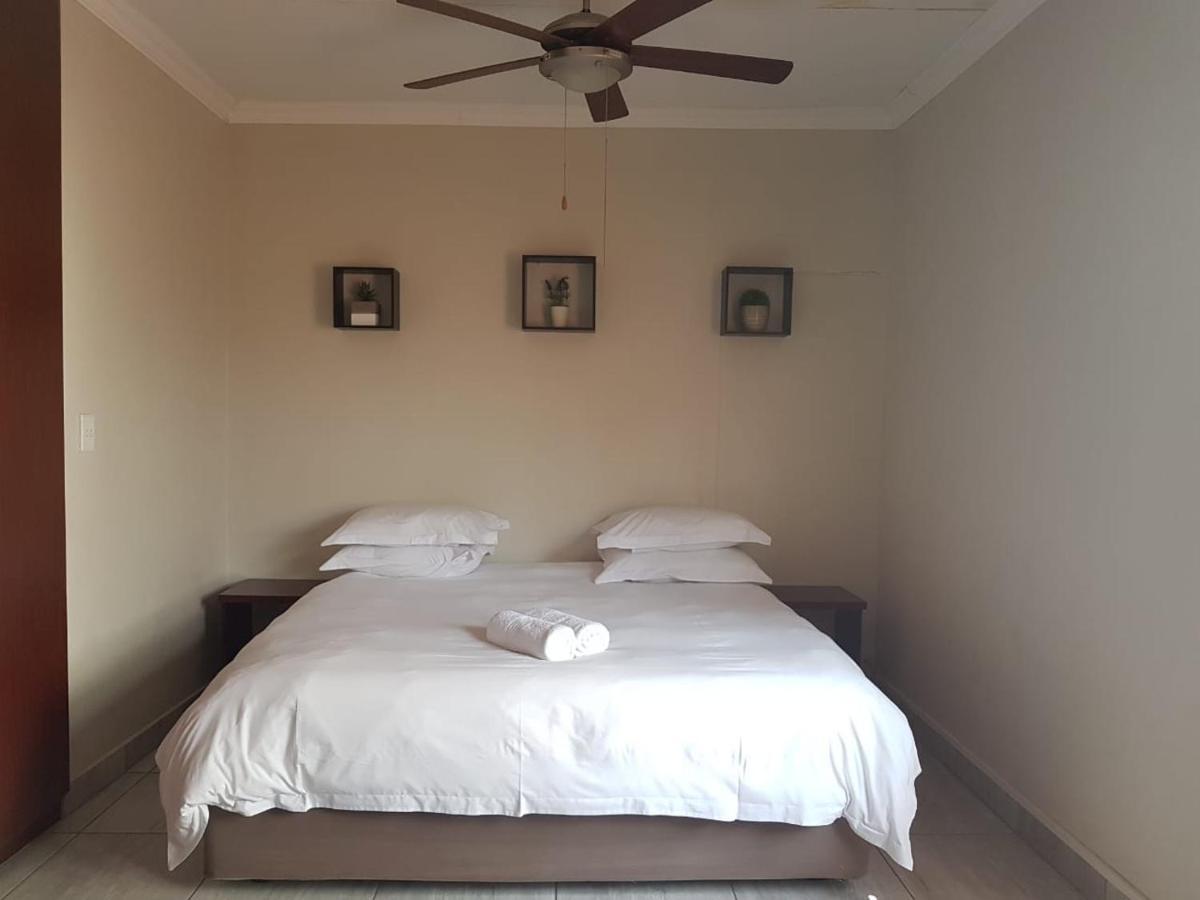 Private Apartments & Biz Stays Pretoria Luaran gambar