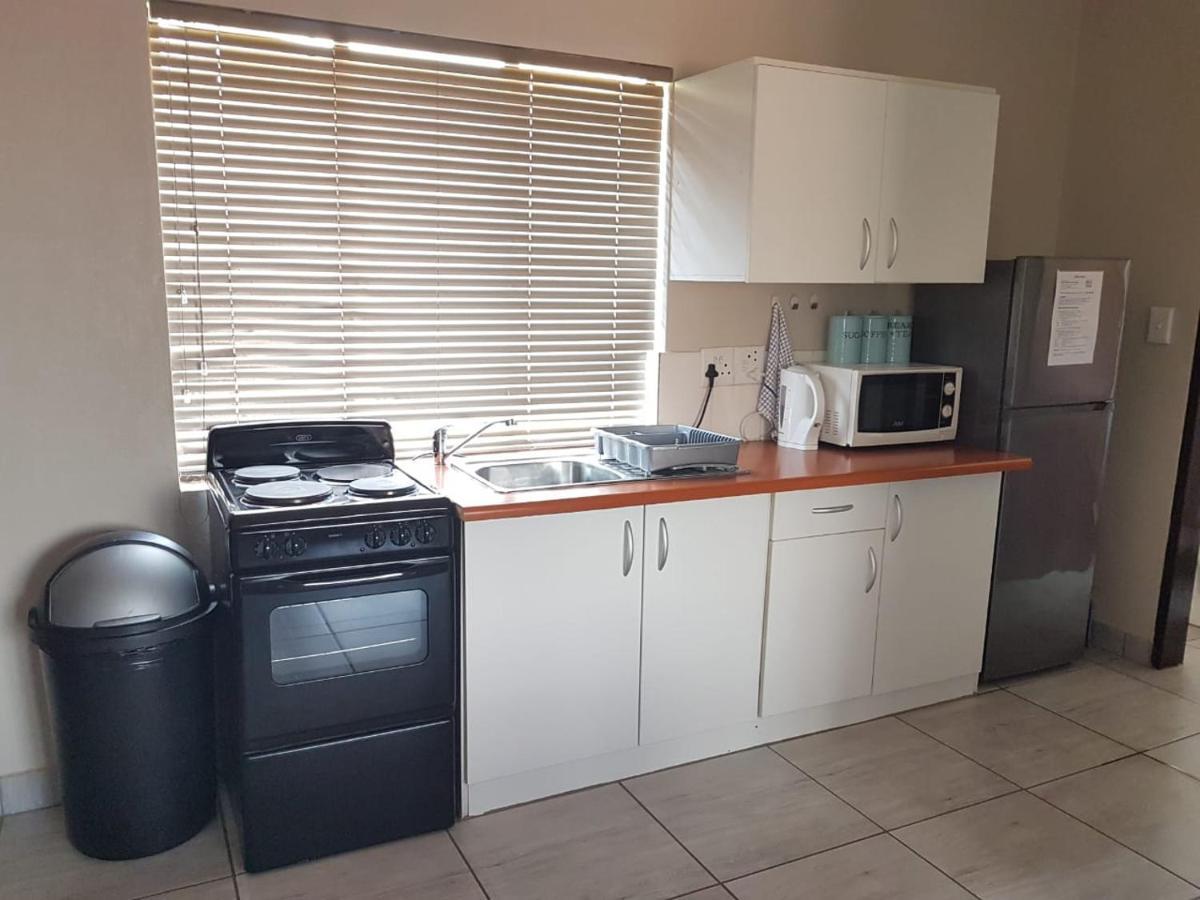 Private Apartments & Biz Stays Pretoria Luaran gambar