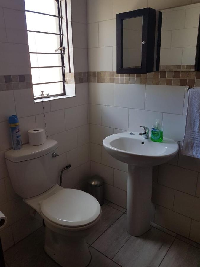 Private Apartments & Biz Stays Pretoria Luaran gambar