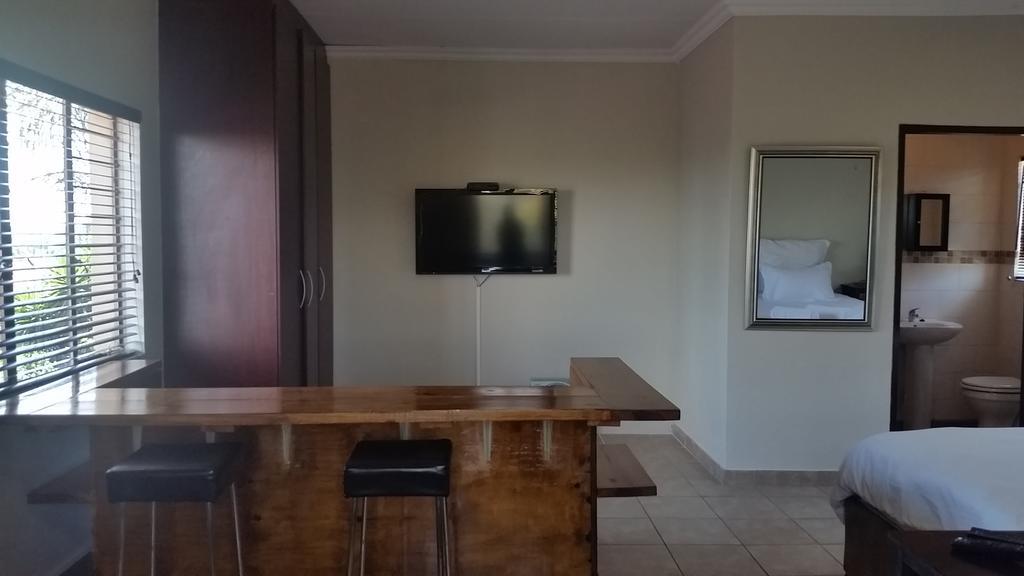 Private Apartments & Biz Stays Pretoria Luaran gambar
