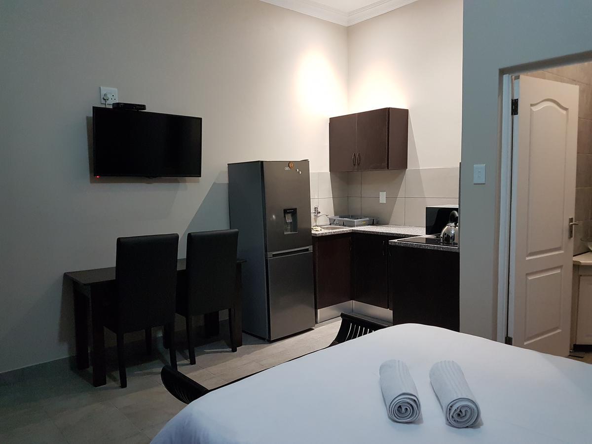 Private Apartments & Biz Stays Pretoria Luaran gambar